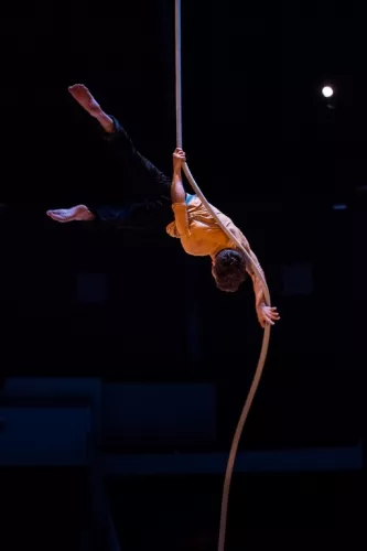 Fernando Arevalo Casado, corde lisse, 31e promotion du Centre national des arts du cirque (Cnac) de Châlons-en-Champagne