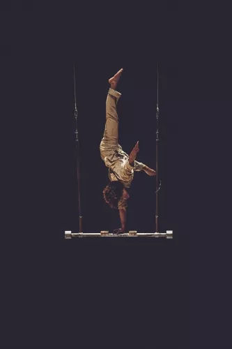 Simon Nyiringabo, Trapèze Washington, 25e promotion du Centre national des arts du cirque/CNAC de Châlons-en-Champagne