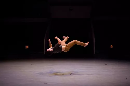 Thomas Pavon, acrobatie dans le mouvement, 29e promotion du Centre national des arts du cirque (Cnac) de Châlons-en-Champagne