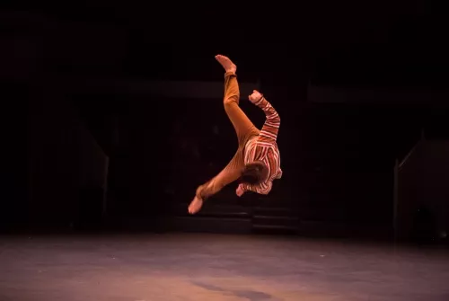 Davide Bonetti, acro-danse, 31e promotion du Centre national des arts du cirque (Cnac) de Châlons-en-Champagne
