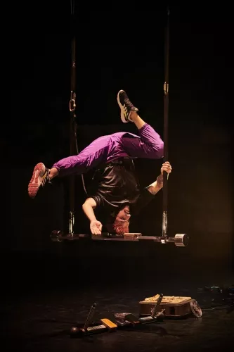 Andres Mateo Castelblanco Suarez, trapèze Washington, 32e promotion du Centre national des arts du cirque/CNAC de Châlons-en-Champagne