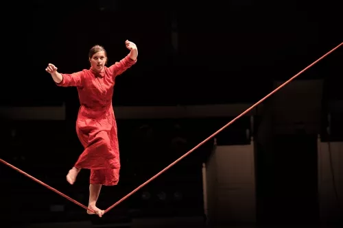 Theresa Kuhn, fil souple, 33e promotion du Centre national des arts du cirque / CNAC de Châlons-en-Champagne